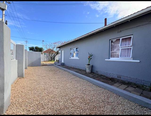 3 BEDROOM HOUSE FOR SALE IN SOUTHFIELD